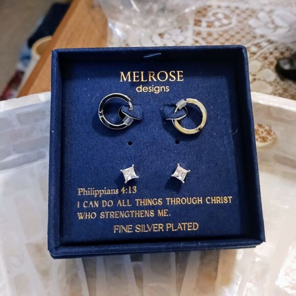 Melrose Designs Hoop & Stud Earrings Jewelry Set - Picture 5 of 9